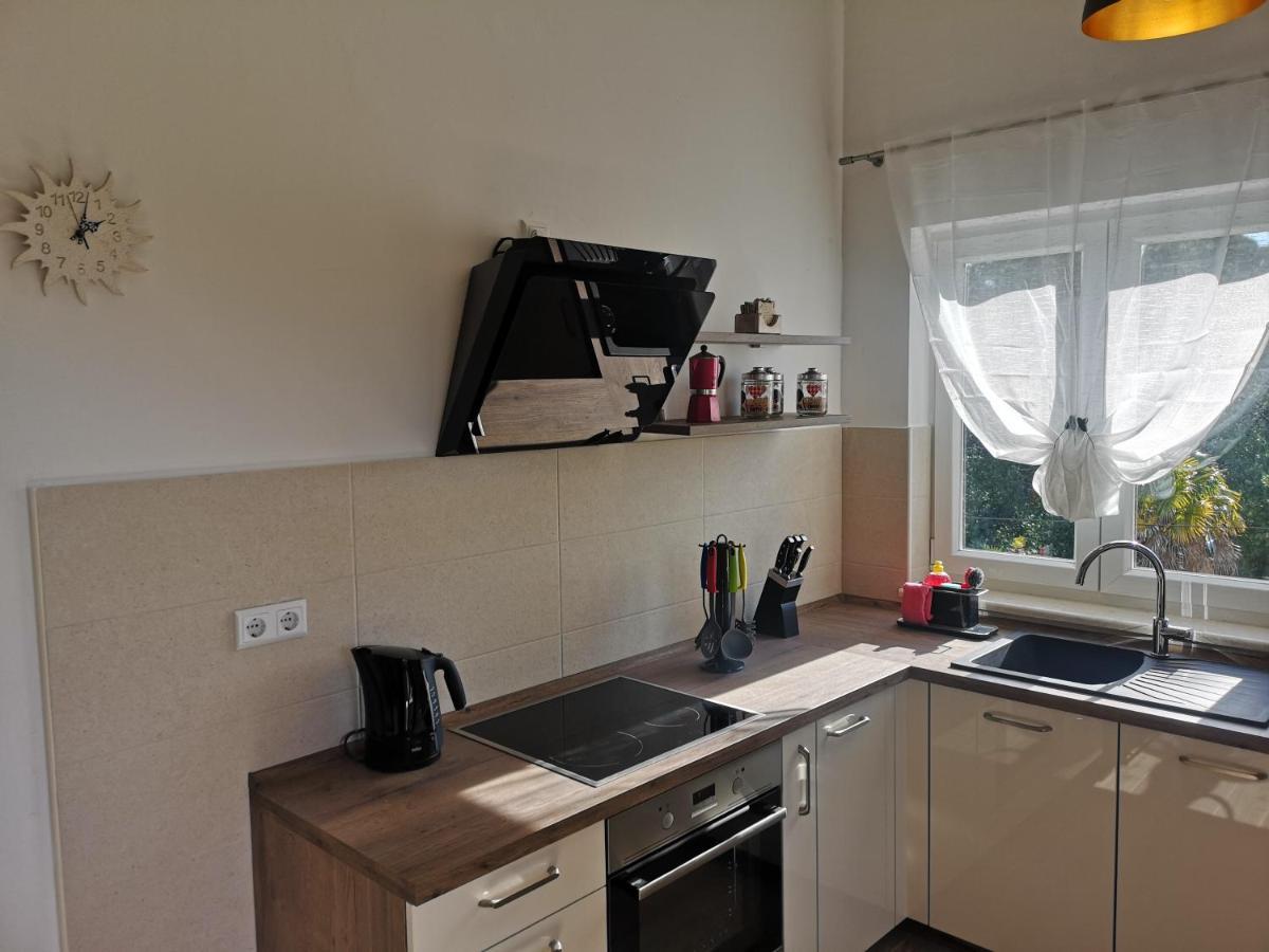 Apartment Nada 2 Malinska Kültér fotó